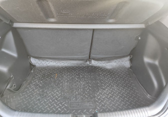 Подержанный автомобиль Kia Rio Sedan 2012 года (13 фото)