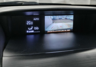 Подержанный автомобиль Subaru Forester Suv 2014 года (16 фото)