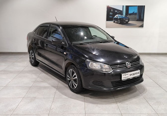Подержанный автомобиль Volkswagen Polo Sedan 2014 года (3 фото)
