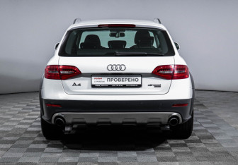 Подержанный автомобиль Audi A4 allroad 2013 года (6 фото)