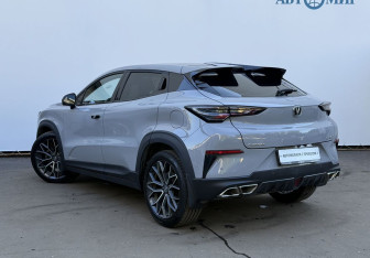 Подержанный автомобиль Changan UNI-T 2023 года (7 фото)