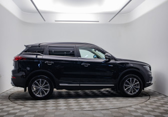 Подержанный автомобиль Geely Atlas Pro 2021 года (4 фото)