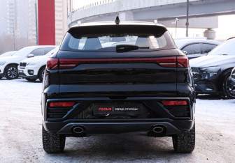 Подержанный автомобиль JAC JS6 2022 года (6 фото)