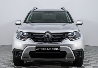 Подержанный автомобиль Renault Duster 2021 года (2 фото)