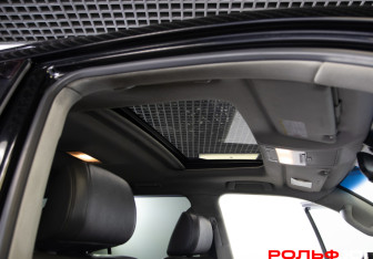 Подержанный автомобиль Toyota Land Cruiser Suv 2010 года (12 фото)