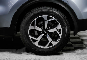 Подержанный автомобиль Kia Sportage 2020 года (8 фото)