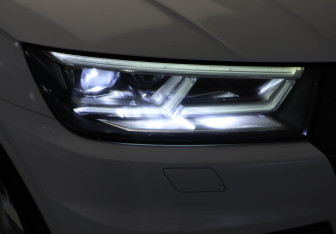 Подержанный автомобиль Audi Q5 2017 года (30 фото)