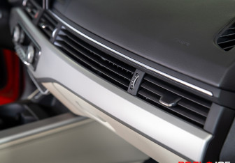 Подержанный автомобиль Audi A4 Sedan 2022 года (14 фото)