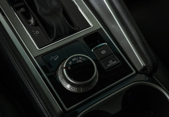 Подержанный автомобиль Mitsubishi Montero Sport 2022 года (19 фото)