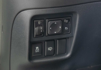Подержанный автомобиль Nissan Juke 2013 года (15 фото)