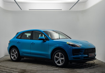 Подержанный автомобиль Porsche Macan 2019 года (3 фото)