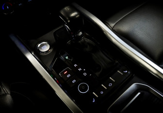 Подержанный автомобиль Chery Tiggo 4 2022 года (28 фото)