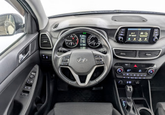 Подержанный автомобиль Hyundai Tucson 2020 года (21 фото)