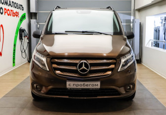 Подержанный автомобиль Mercedes-Benz Vito 2016 года (2 фото)