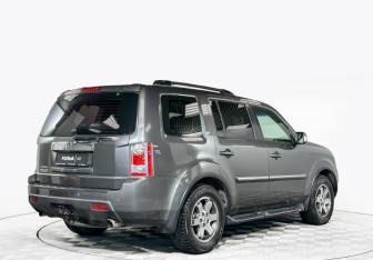 Подержанный автомобиль Honda Pilot 2008 года (5 фото)