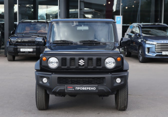 Подержанный автомобиль Suzuki Jimny 2025 года (2 фото)