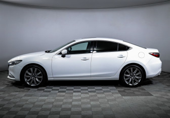 Подержанный автомобиль Mazda 6 Sedan 2023 года (8 фото)