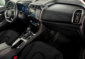 Подержанный автомобиль Hyundai Creta 2021 года (11 фото)