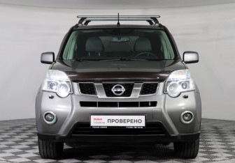 Подержанный автомобиль Nissan X-Trail 2014 года (2 фото)
