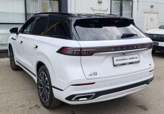 Подержанный автомобиль Jaecoo J8 2024 года (7 фото)