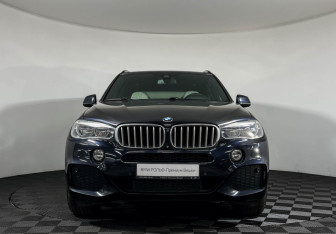 Подержанный автомобиль BMW X5 2017 года (3 фото)