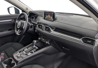 Подержанный автомобиль Mazda CX-5 2022 года (13 фото)