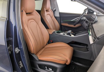 Подержанный автомобиль Omoda C5 2023 года (21 фото)