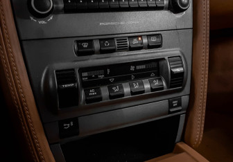 Подержанный автомобиль Porsche Boxster 2008 года (13 фото)