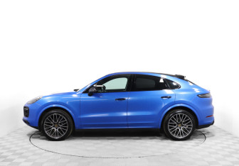 Подержанный автомобиль Porsche Cayenne 2019 года (8 фото)