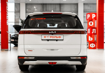 Новый Kia Carnival 2023 (4 фото)