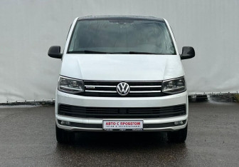 Подержанный автомобиль Volkswagen Multivan 2017 года (2 фото)