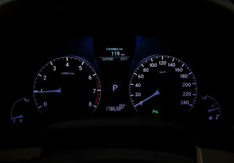 Подержанный автомобиль Lexus RX 2014 года (15 фото)