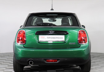 Подержанный автомобиль MINI Hatch 2020 года (6 фото)