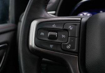 Подержанный автомобиль Chevrolet Tahoe 2024 года (26 фото)