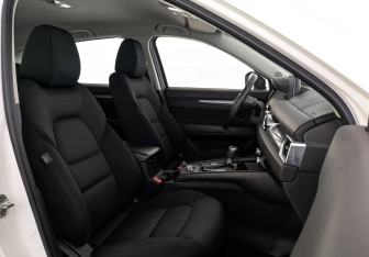Подержанный автомобиль Mazda CX-5 2022 года (24 фото)