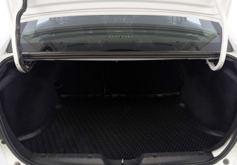 Подержанный автомобиль LADA (ВАЗ) Vesta Sedan 2017 года (10 фото)