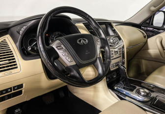 Подержанный автомобиль Infiniti QX80 2018 года (13 фото)