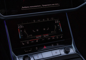 Подержанный автомобиль Audi A7 2021 года (19 фото)