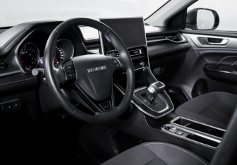 Подержанный автомобиль Haval M6 2023 года (14 фото)