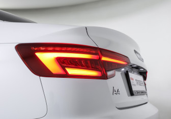 Подержанный автомобиль Audi A4 Sedan 2018 года (20 фото)