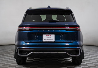 Подержанный автомобиль Geely Monjaro 2023 года (6 фото)