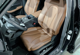 Подержанный автомобиль Omoda C5 2023 года (20 фото)