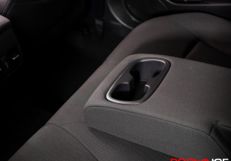 Подержанный автомобиль Toyota Corolla Sedan 2019 года (19 фото)