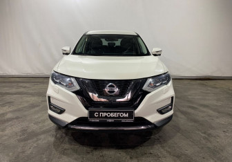 Подержанный автомобиль Nissan X-Trail 2019 года (2 фото)
