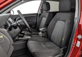 Подержанный автомобиль Kia Ceed Hatchback 2011 года (20 фото)