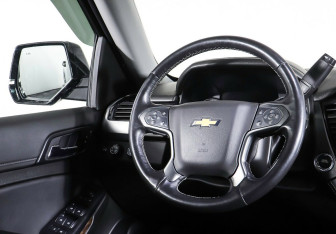 Подержанный автомобиль Chevrolet Tahoe 2019 года (10 фото)