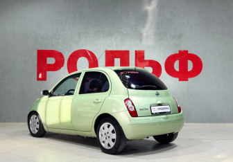 Подержанный автомобиль Nissan Micra Hatchback 2005 года (5 фото)