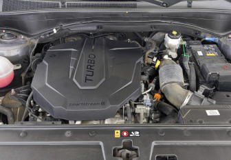 Подержанный автомобиль Hyundai Santa Fe 2021 года (9 фото)