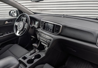 Подержанный автомобиль Kia Sportage 2019 года (11 фото)