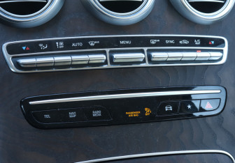 Подержанный автомобиль Mercedes-Benz GLC Coupe 2021 года (15 фото)